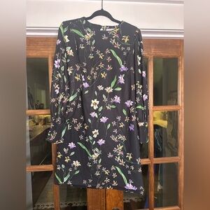 H&M Size 6 Women’s‎ Long Sleeve Floral Black Dress
